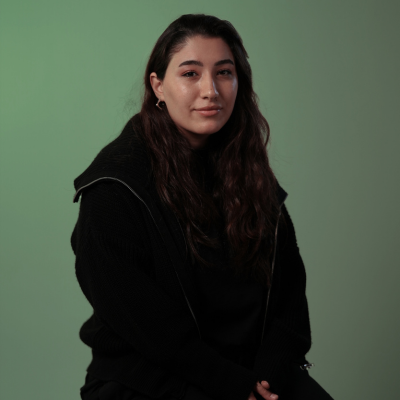 Yasemin Kazak